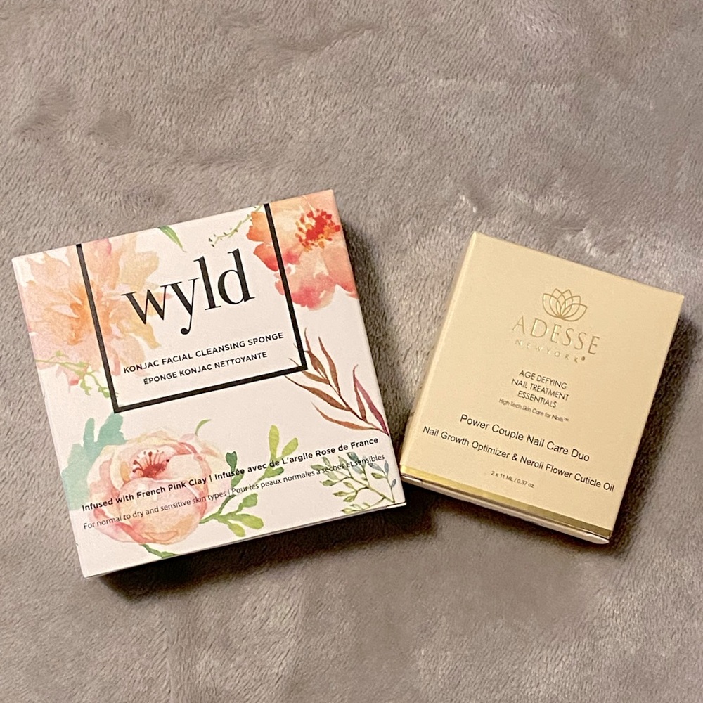 Bundle Wyld Sponge and Adesse mail duo NEW